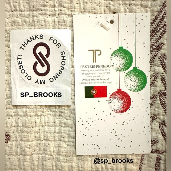 🎁Texteis Penedo Throw Blanket - Festive Cars and Trees - Made in Portugal - Picture 5 of 8